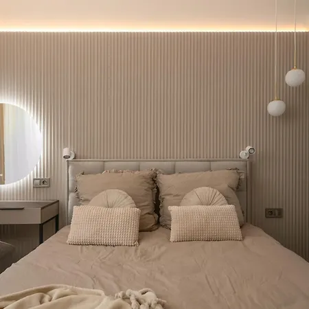 Luxury Near Center Breslavia