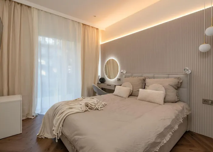 Apartment Luxury Near Center *